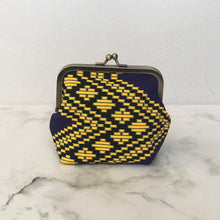 Load image into Gallery viewer, Zig Zag Metal Framed Purse