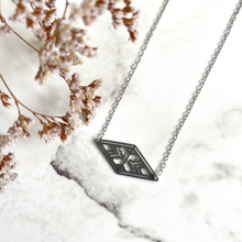 Load image into Gallery viewer, Patterned Triangular Necklace
