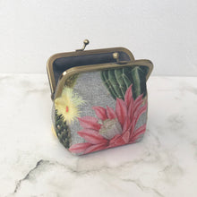 Load image into Gallery viewer, Cactus Metal Framed Purse

