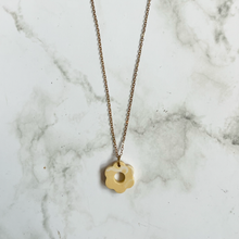 Load image into Gallery viewer, Flower Charm Necklace
