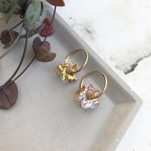 Load image into Gallery viewer, Gold Leaf Flower Hoop Earrings
