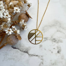 Load image into Gallery viewer, Geometric Circle Necklace
