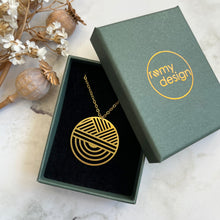 Load image into Gallery viewer, Geometric Circle Necklace
