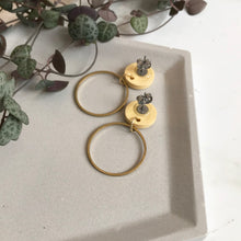Load image into Gallery viewer, Yellow &amp; Gold Dangly Circular Earrings
