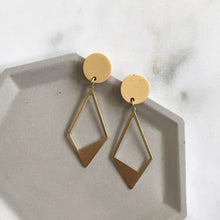 Load image into Gallery viewer, Yellow &amp; Gold Dangly Geometric Earrings
