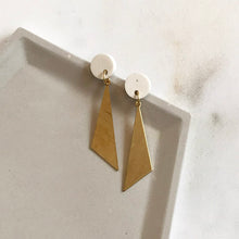 Load image into Gallery viewer, White &amp; Gold Dangly Triangular Earrings
