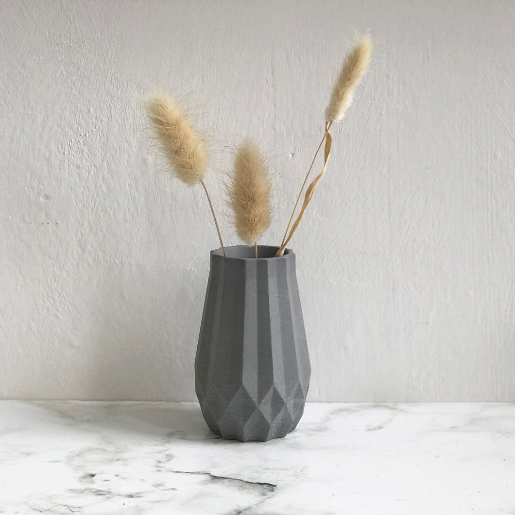 Stem Vase - Charcoal Black